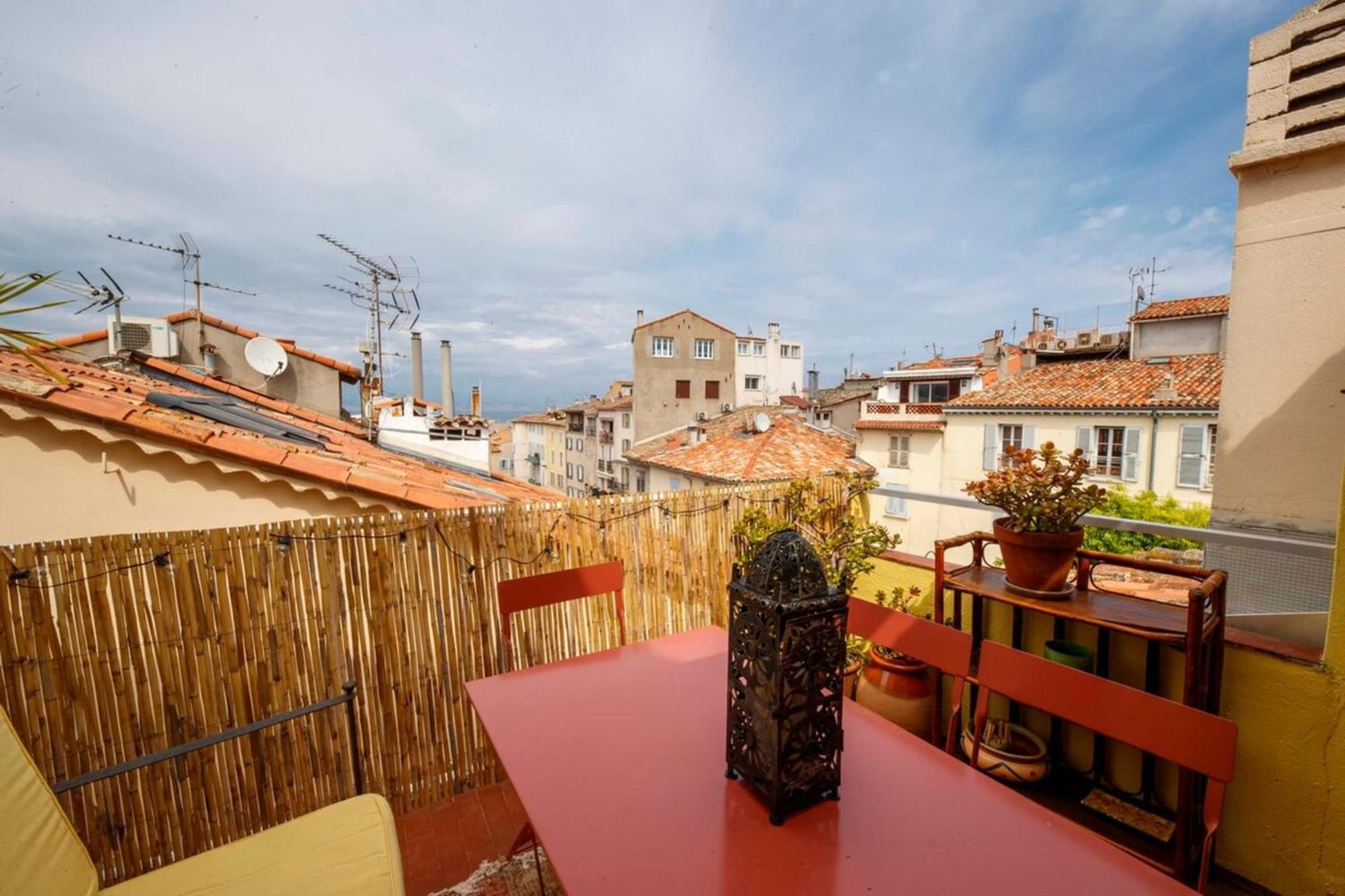 Апартаменты 06M - Old Antibes Beautiful Duplex Terrace With Sea View Экстерьер фото