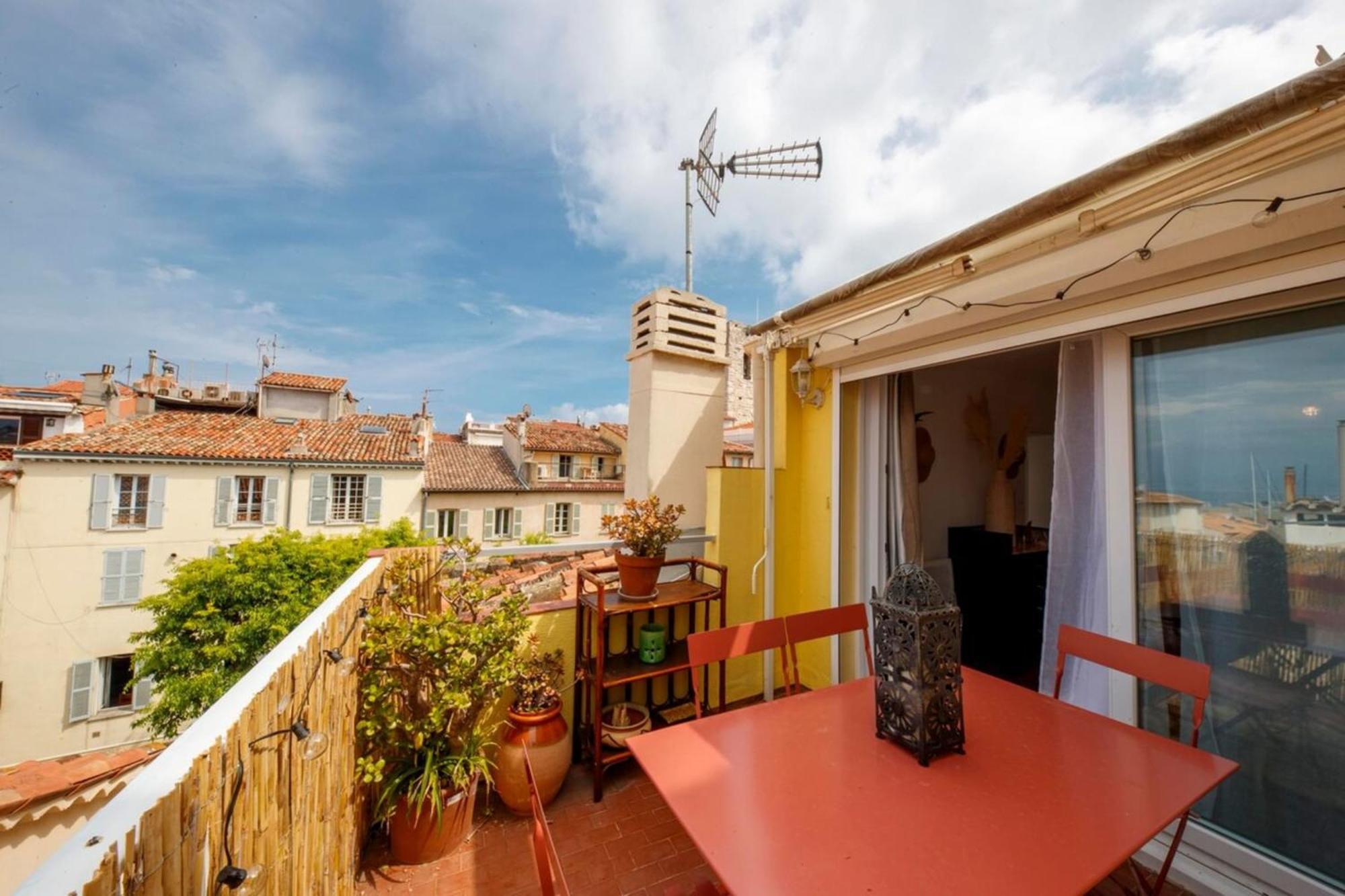 Апартаменты 06M - Old Antibes Beautiful Duplex Terrace With Sea View Экстерьер фото